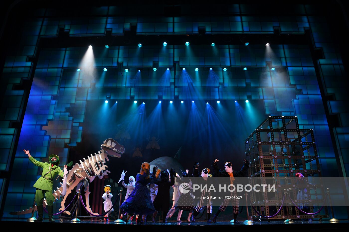 Прогон премьерного спектакля Государственного театра наций "Синяя-синяя птица"