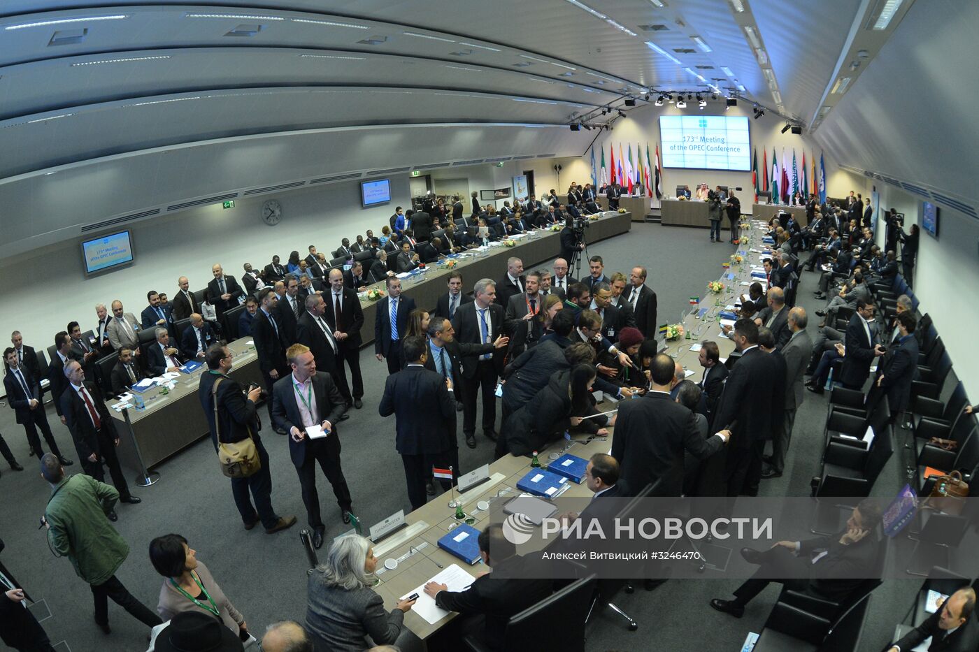 Заседание Организации стран-экспортеров нефти (ОПЕК)