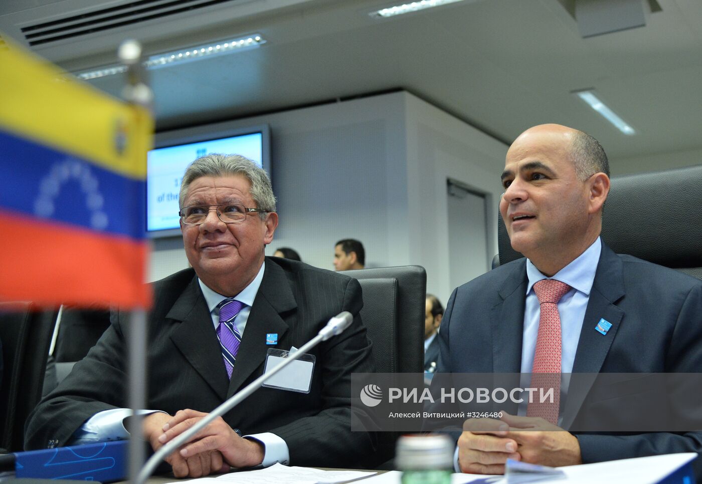 Заседание Организации стран-экспортеров нефти (ОПЕК)