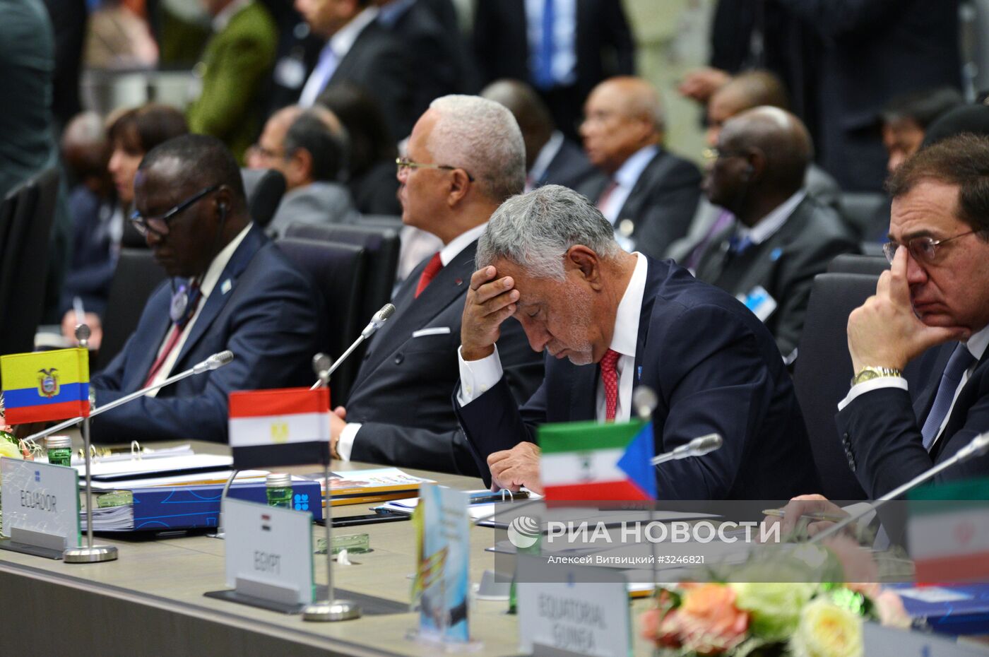 Заседание Организации стран-экспортеров нефти (ОПЕК)