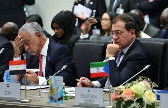 Заседание Организации стран-экспортеров нефти (ОПЕК)