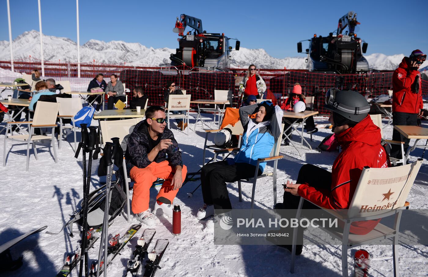 Открытие горнолыжного сезона на курорте "Горки Город" в Сочи