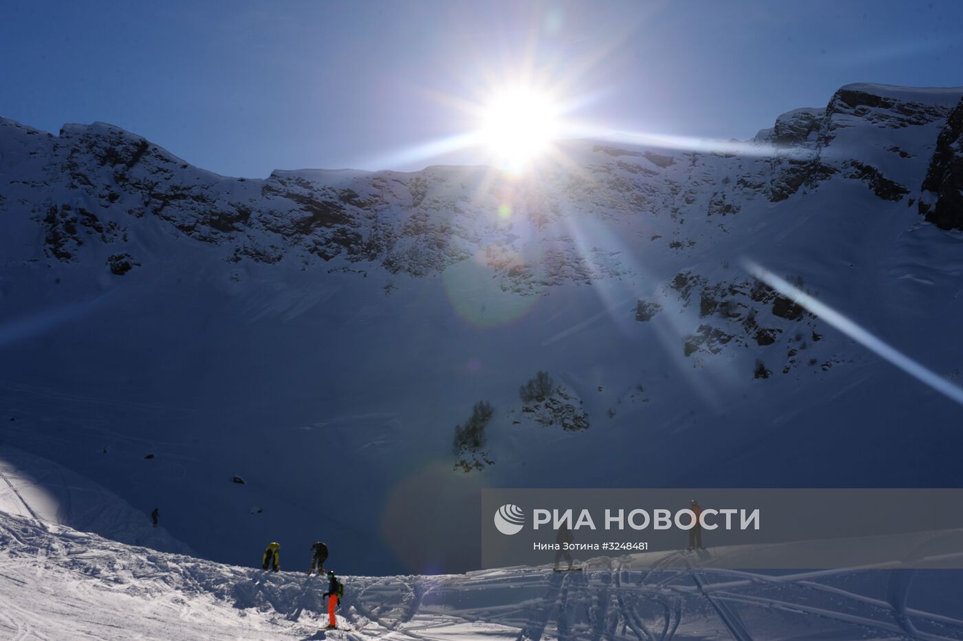 Открытие горнолыжного сезона на курорте "Горки Город" в Сочи