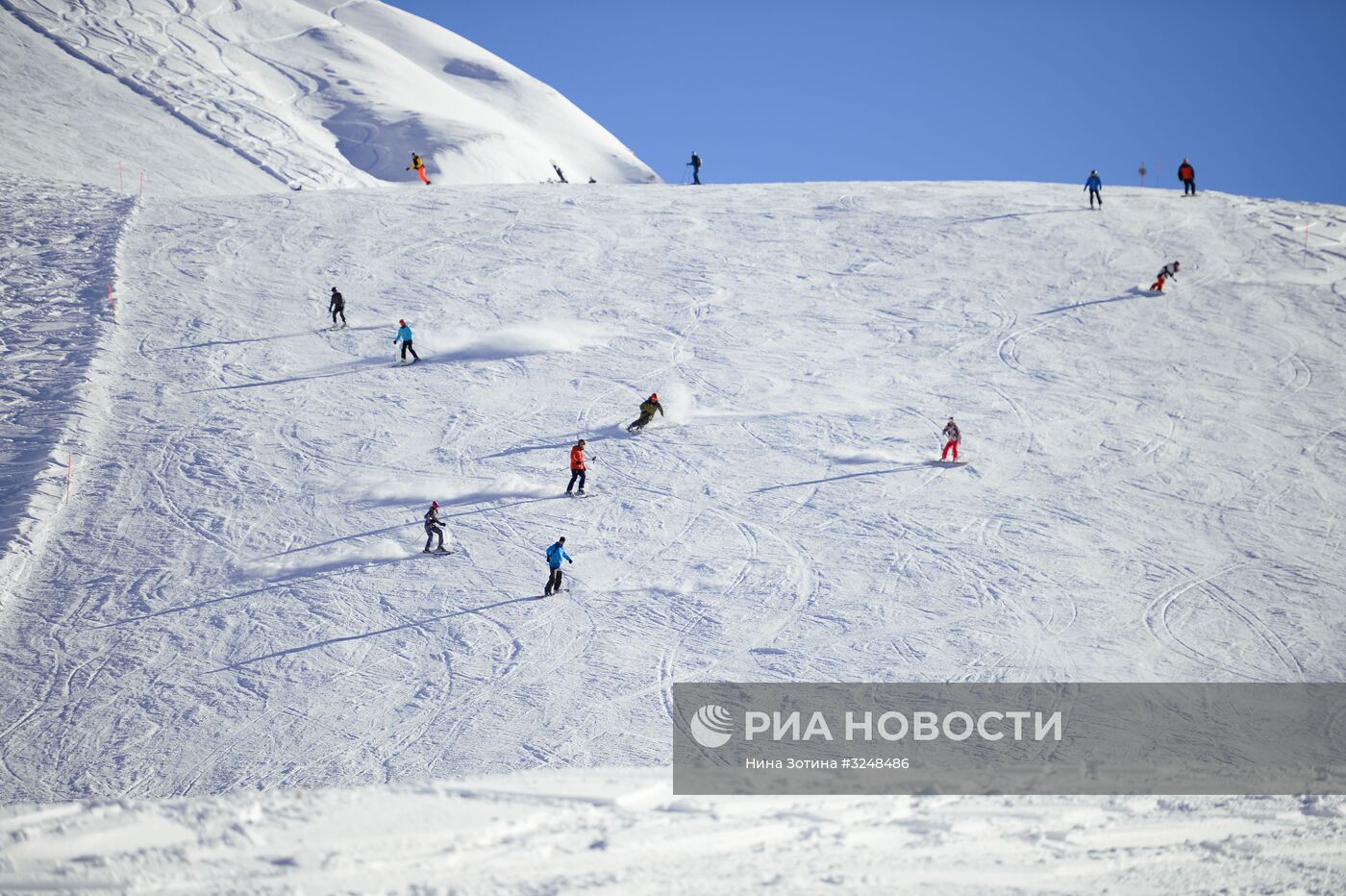 Открытие горнолыжного сезона на курорте "Горки Город" в Сочи