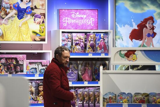 Фирменный магазин Disney открылся в Москве