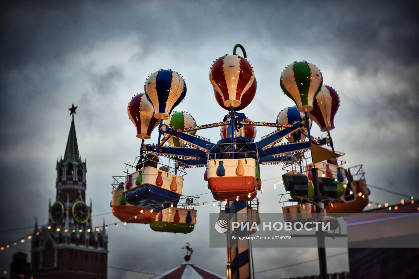 Предновогодняя Москва