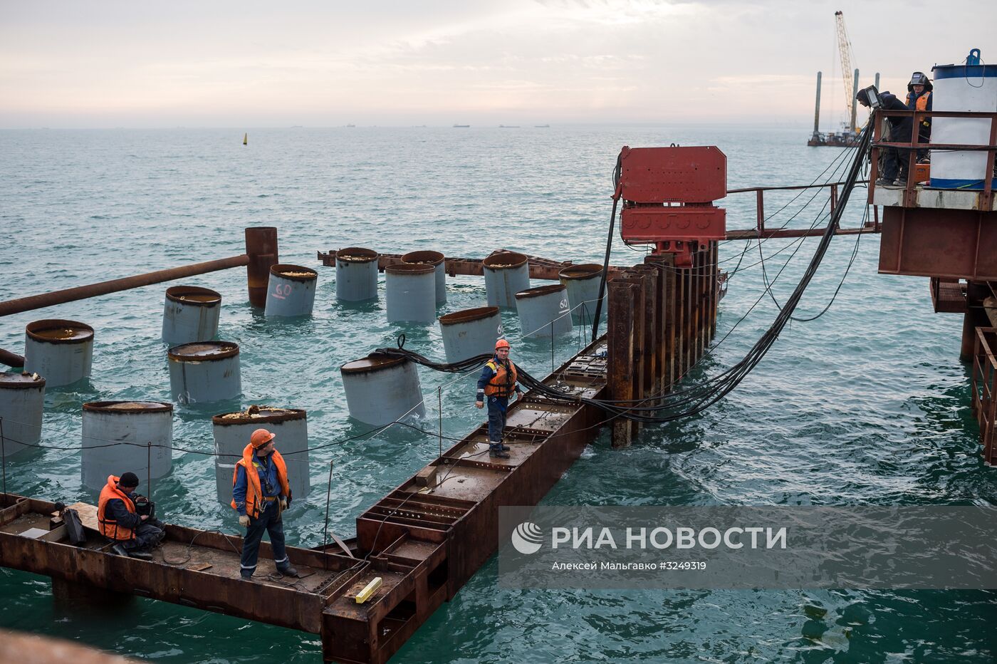 Строительство Крымского моста