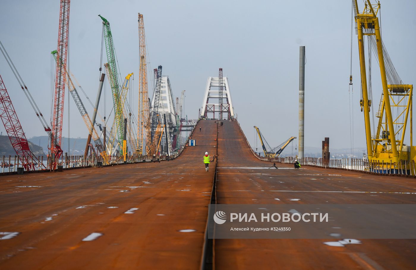 Строительство Крымского моста