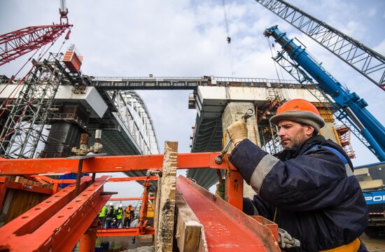 Строительство Крымского моста