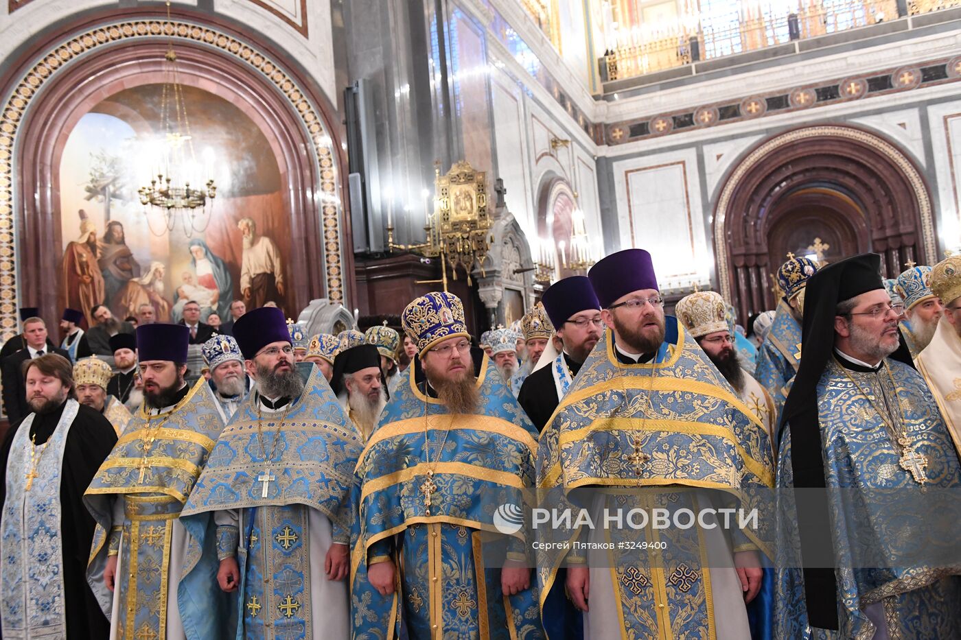 Божественная литургия в Кафедральном Соборном Храме Христа Спасителя