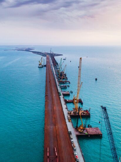 Строительство Крымского моста
