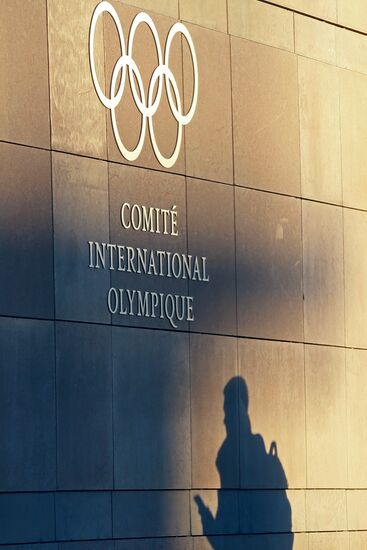 Российским спортсменам разрешили участвовать в ОИ-2018 под нейтральным флагом
