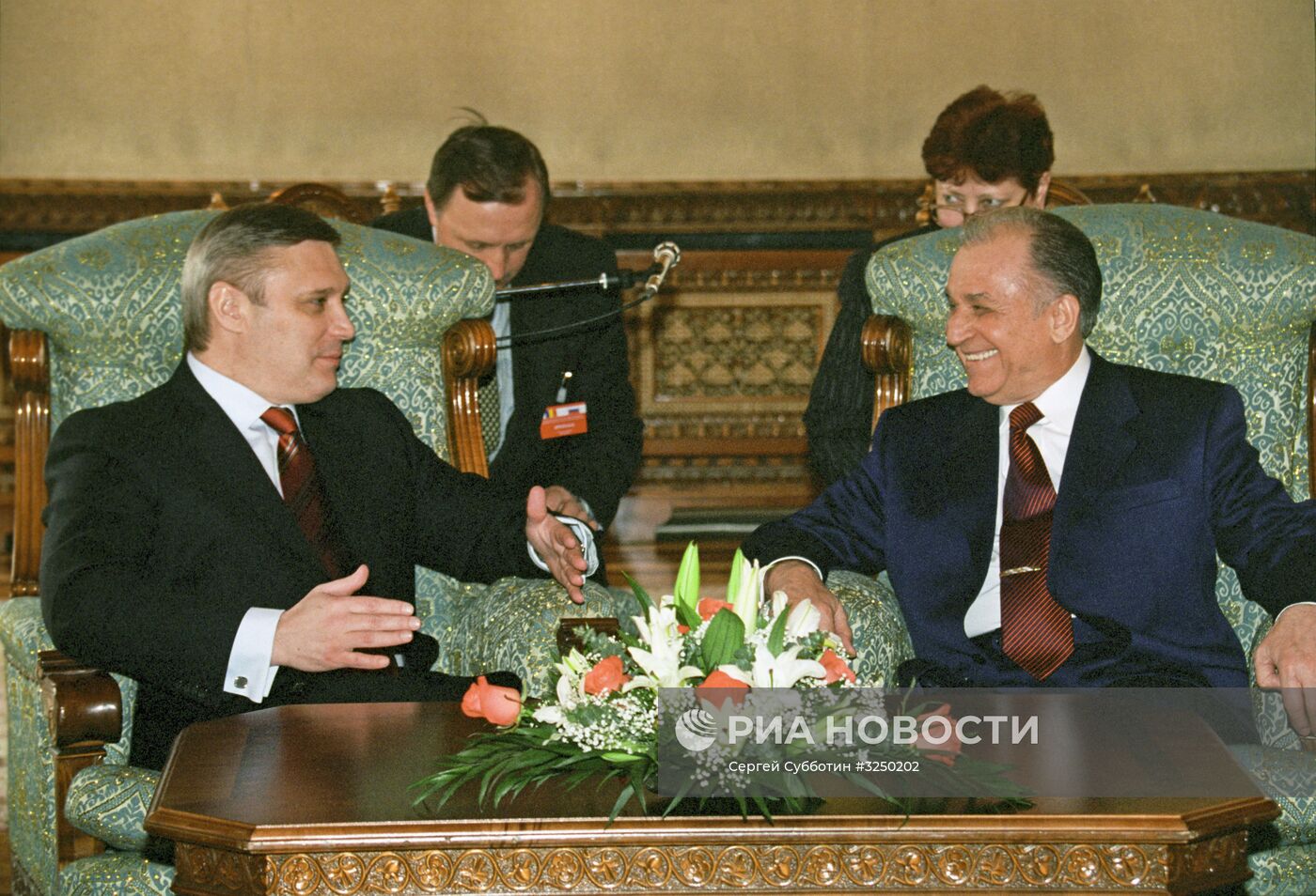 Визит премьер-министра РФ М.Касьянова в Румынию