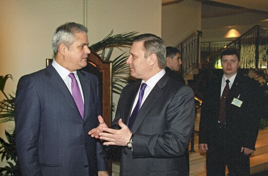 Визит премьер-министра РФ М.Касьянова в Румынию