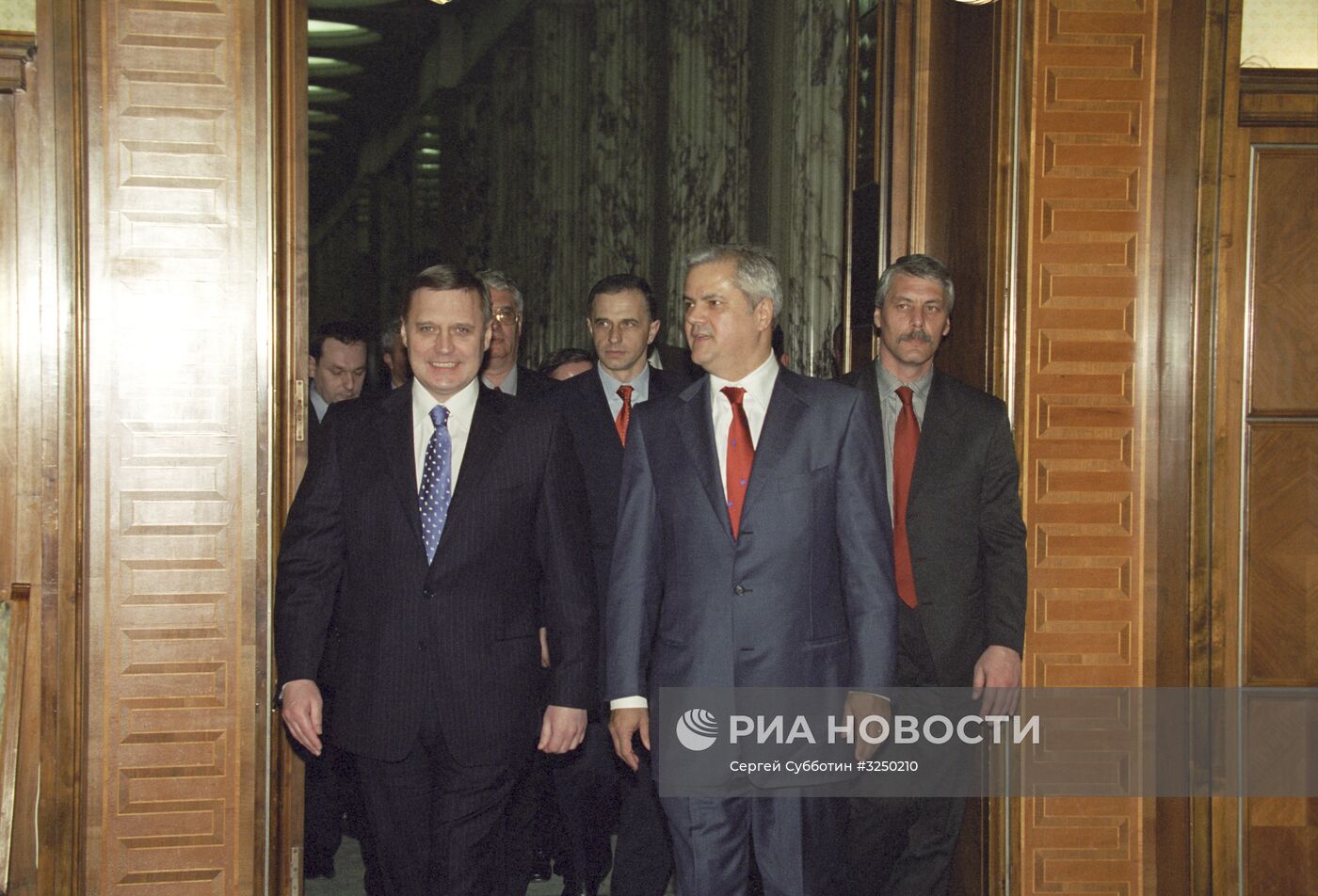 Визит премьер-министра РФ М.Касьянова в Румынию