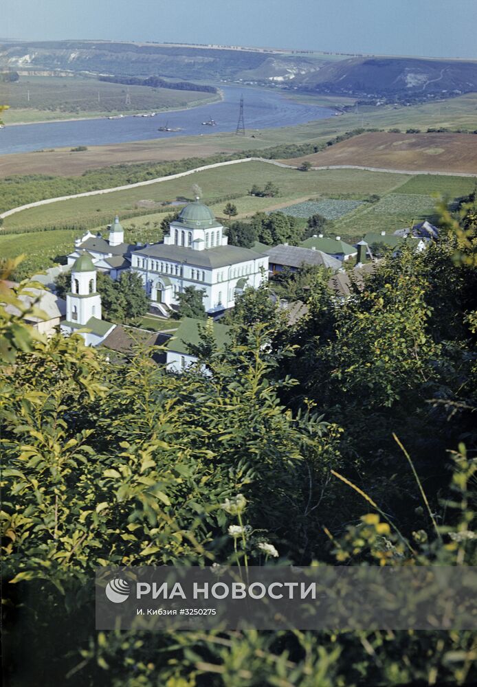 Жабский женский монастырь в Молдавии