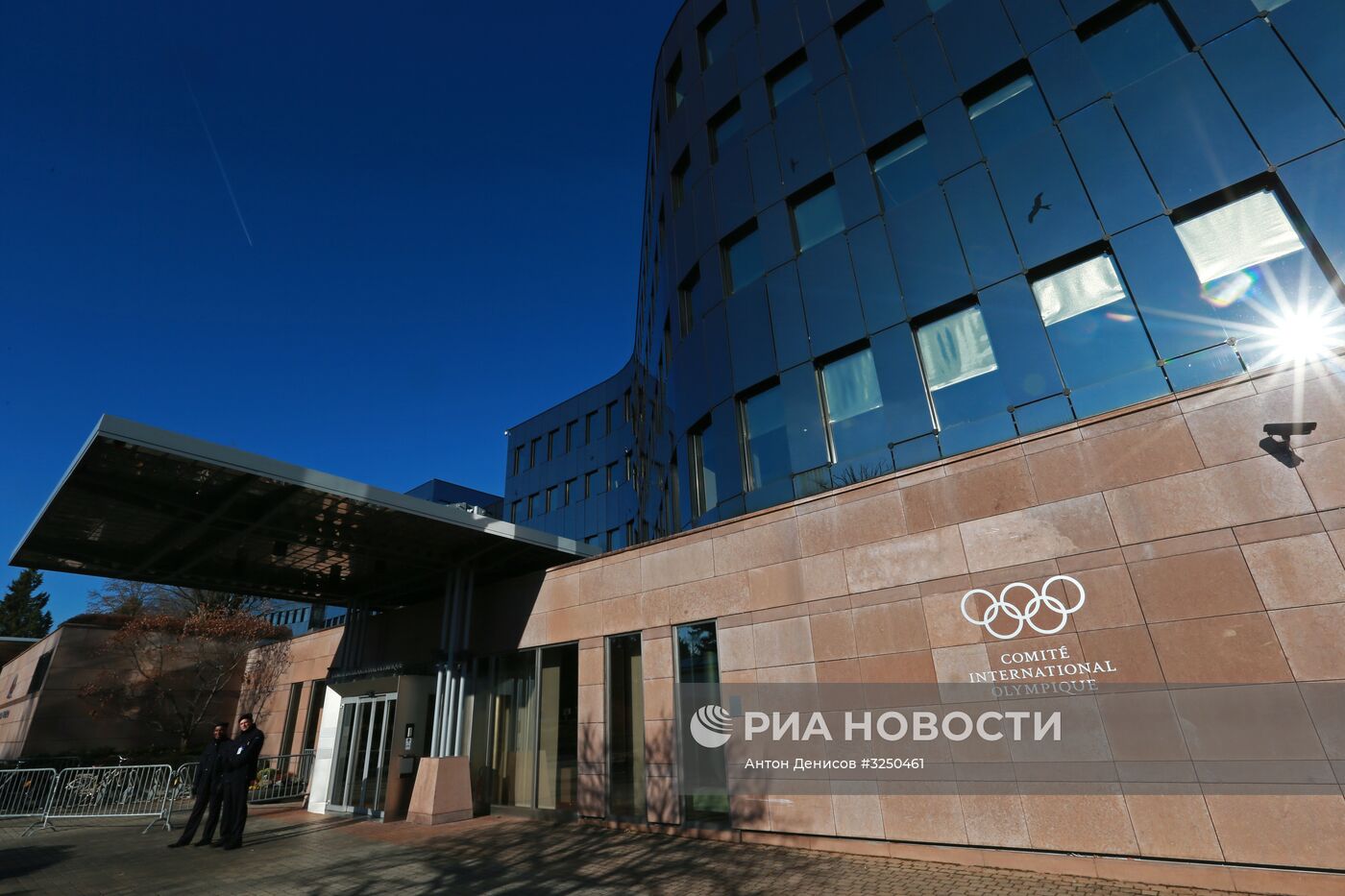 Российским спортсменам разрешили участвовать в ОИ-2018 под нейтральным флагом