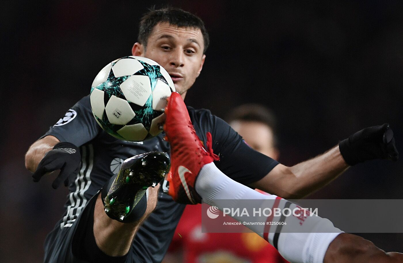Футбол. Лига чемпионов. Матч "Манчестер Юнайтед" - ЦСКА