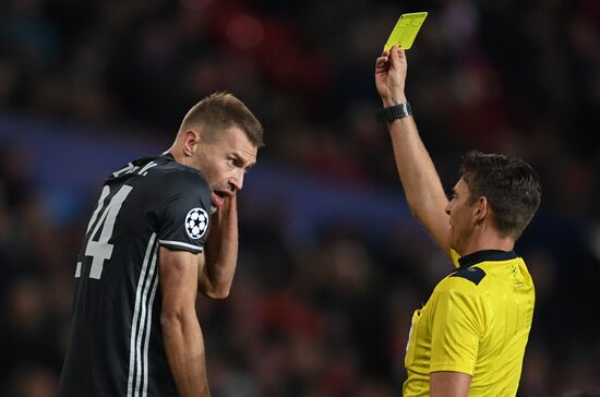 Футбол. Лига чемпионов. Матч "Манчестер Юнайтед" - ЦСКА