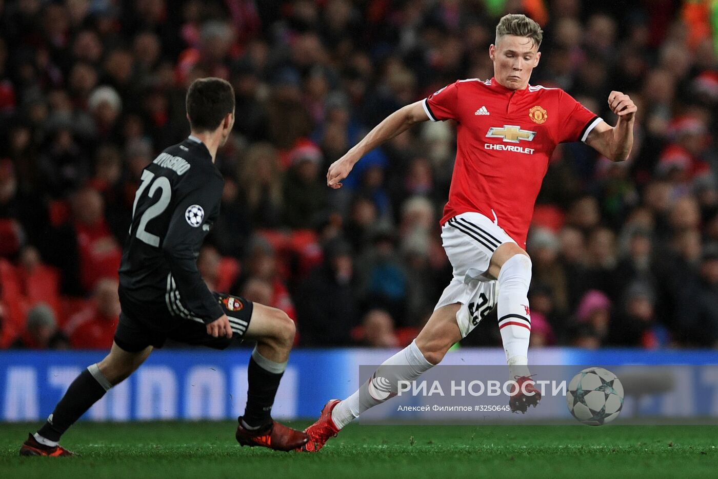 Футбол. Лига чемпионов. Матч "Манчестер Юнайтед" - ЦСКА