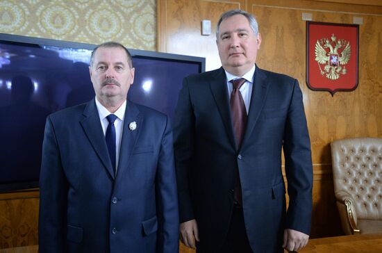 Вице-премьер Д. Рогозин вручил награды сотрудникам ПАО "ОДК-Сатурн"