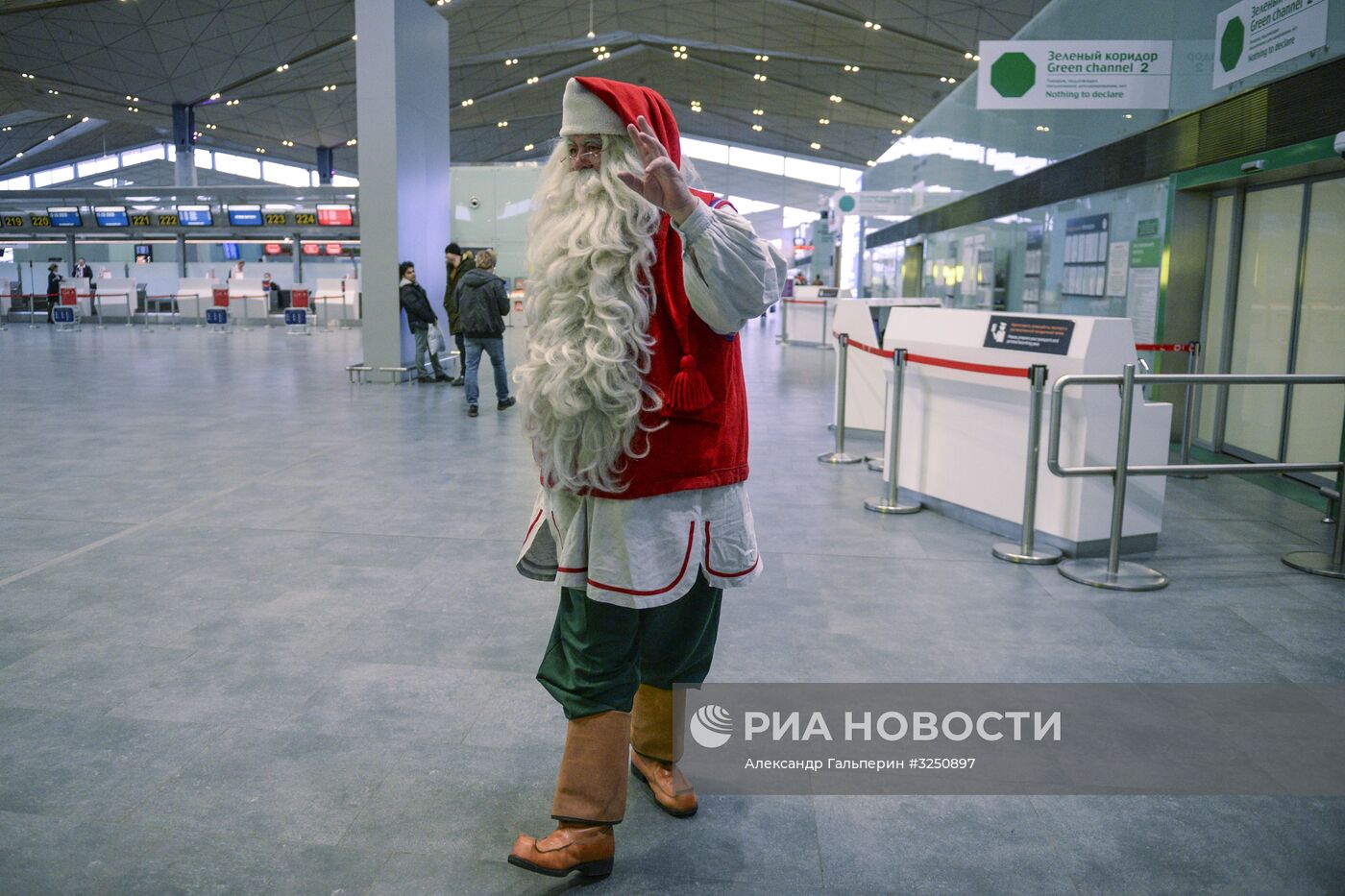 Финский Дед Мороз Йоулупукки посетил Санкт-Петербург