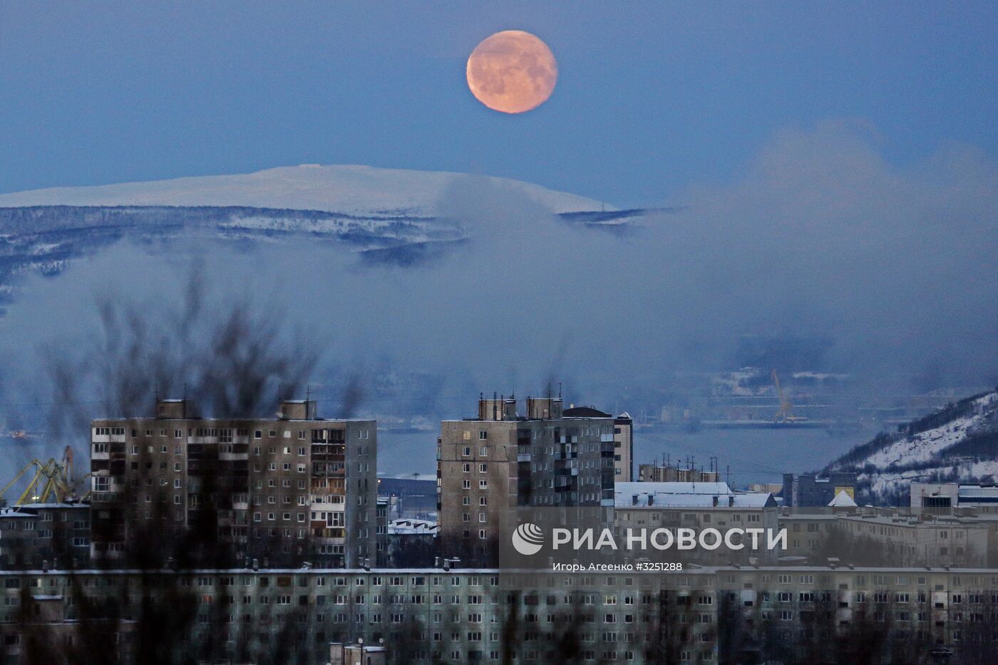 Суперлуние в Мурманске