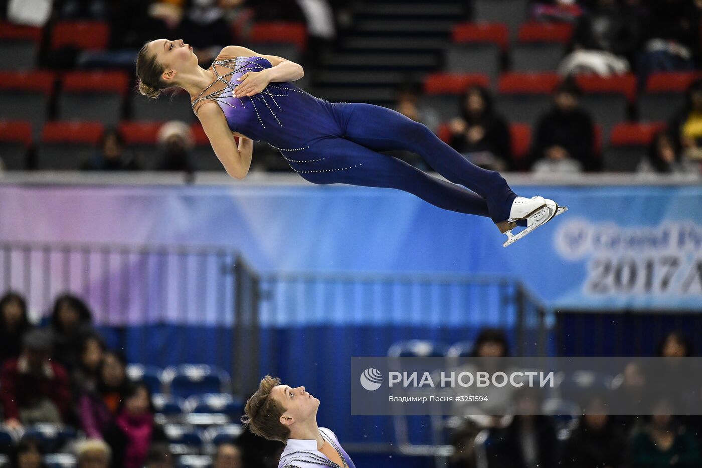 Фигурное катание. Финал ГП. Юниоры. Пары. Короткая программа