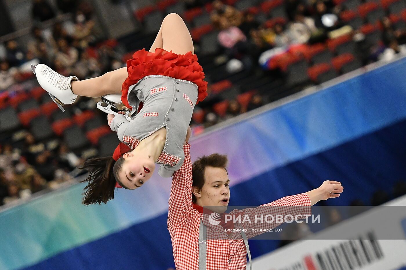 Фигурное катание. Финал ГП. Юниоры. Пары. Короткая программа