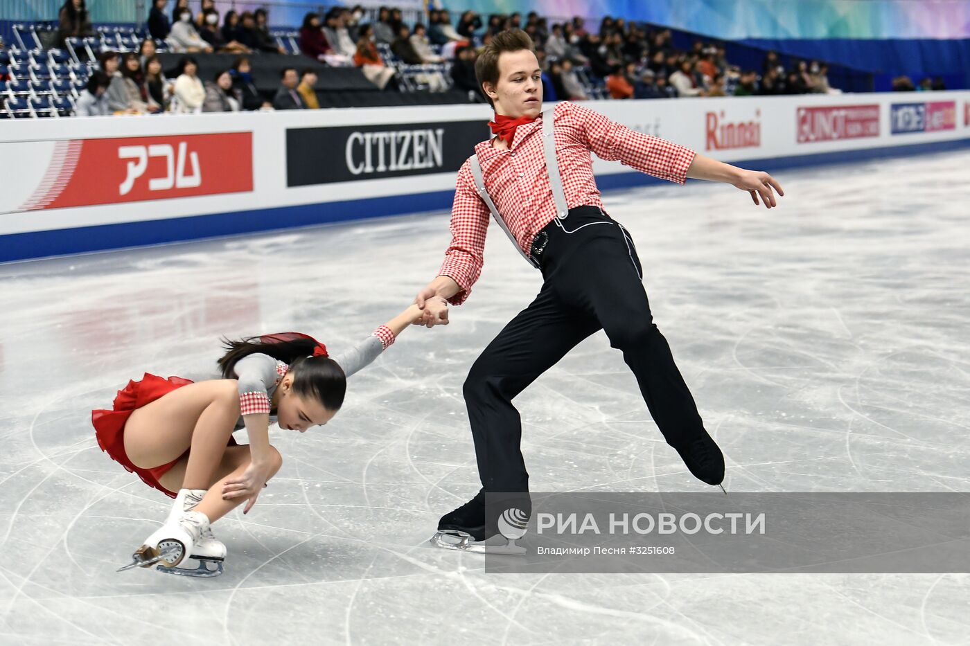 Фигурное катание. Финал ГП. Юниоры. Пары. Короткая программа