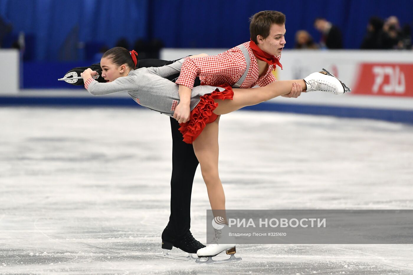 Фигурное катание. Финал ГП. Юниоры. Пары. Короткая программа