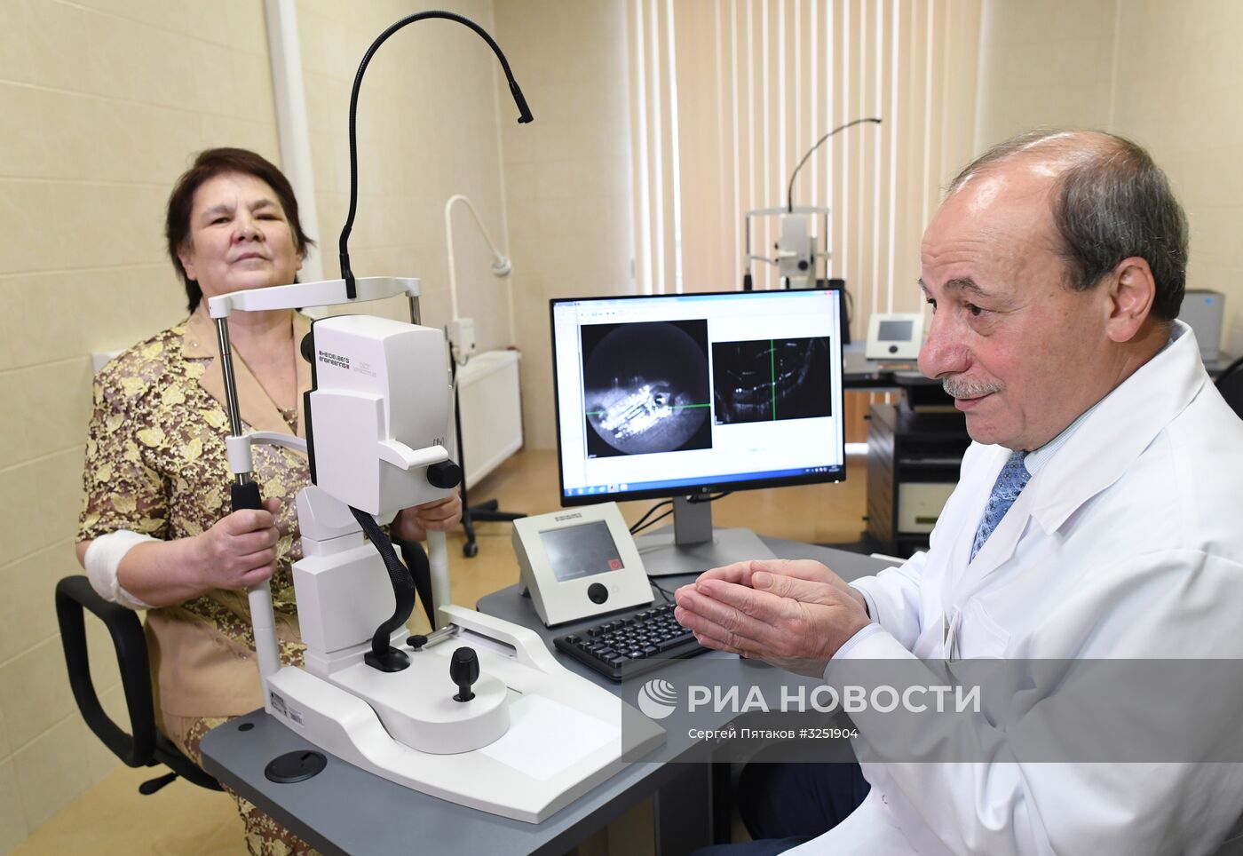 Бионический глаз установили пациентке в научно-клиническом центре отоларингологии РФ