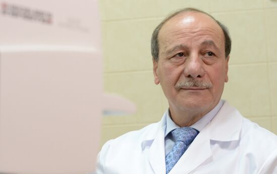 Бионический глаз установили пациентке в научно-клиническом центре отоларингологии РФ