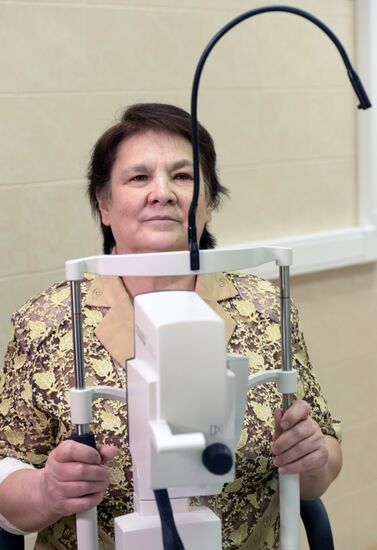 Бионический глаз установили пациентке в научно-клиническом центре отоларингологии РФ