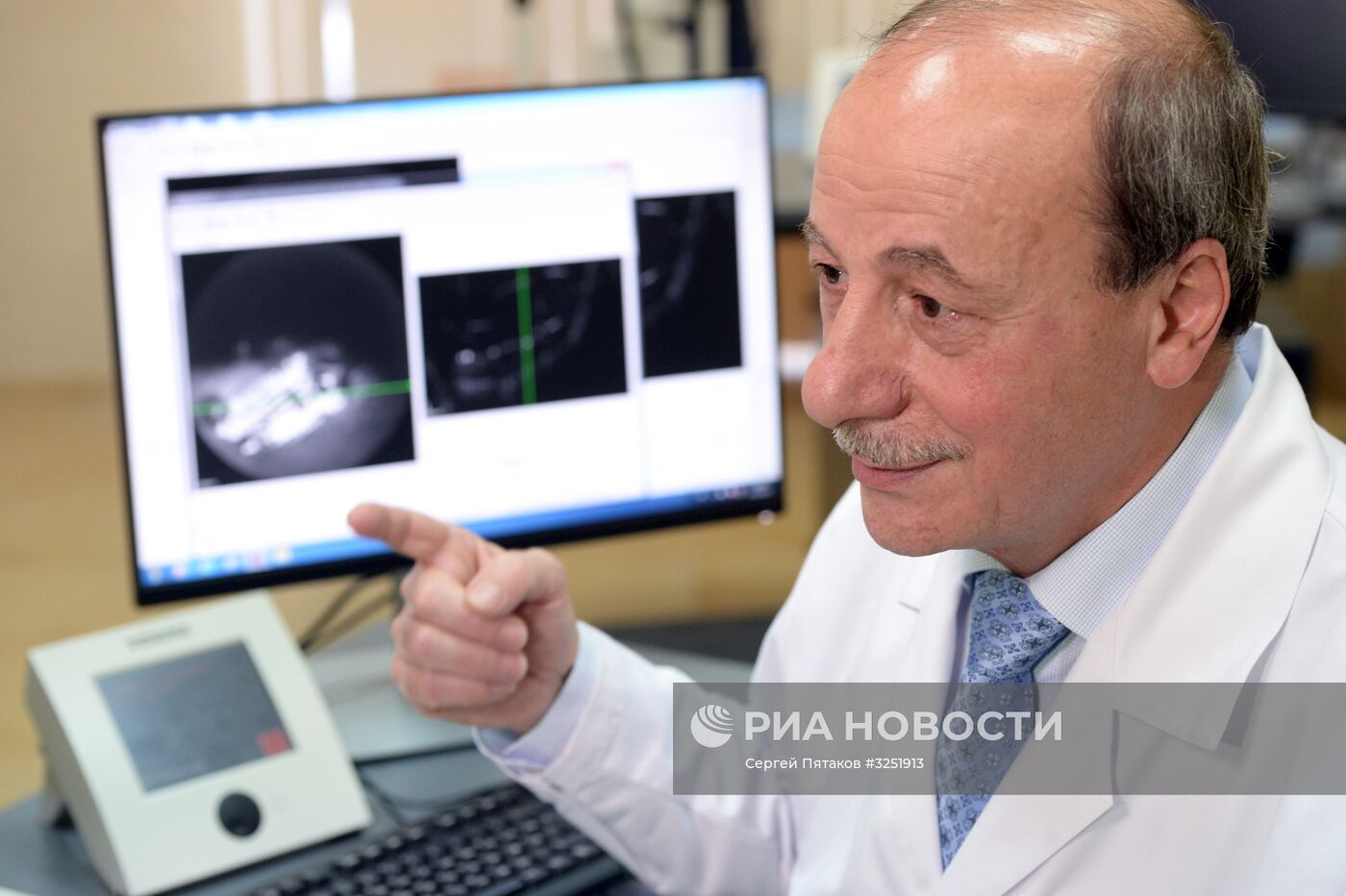 Бионический глаз установили пациентке в научно-клиническом центре отоларингологии РФ