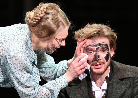 Показ спектакля "Стефан Цвейг. Новеллы" в театре Вахтангова