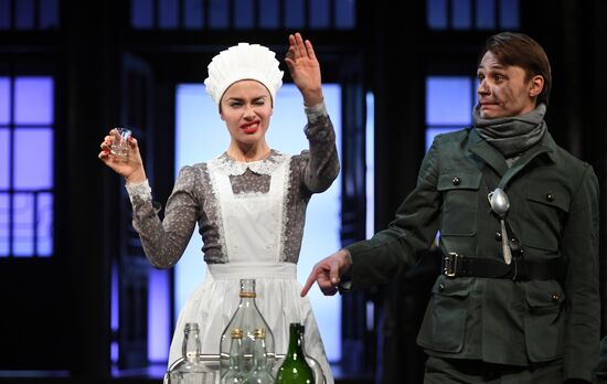 Показ спектакля "Стефан Цвейг. Новеллы" в театре Вахтангова