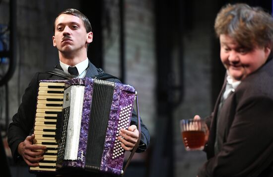 Показ спектакля "Стефан Цвейг. Новеллы" в театре Вахтангова