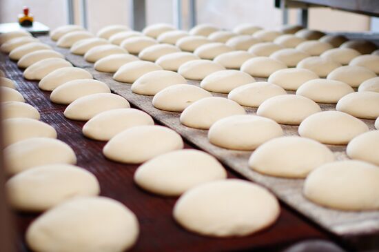 Хлебокомбинат в Луганске