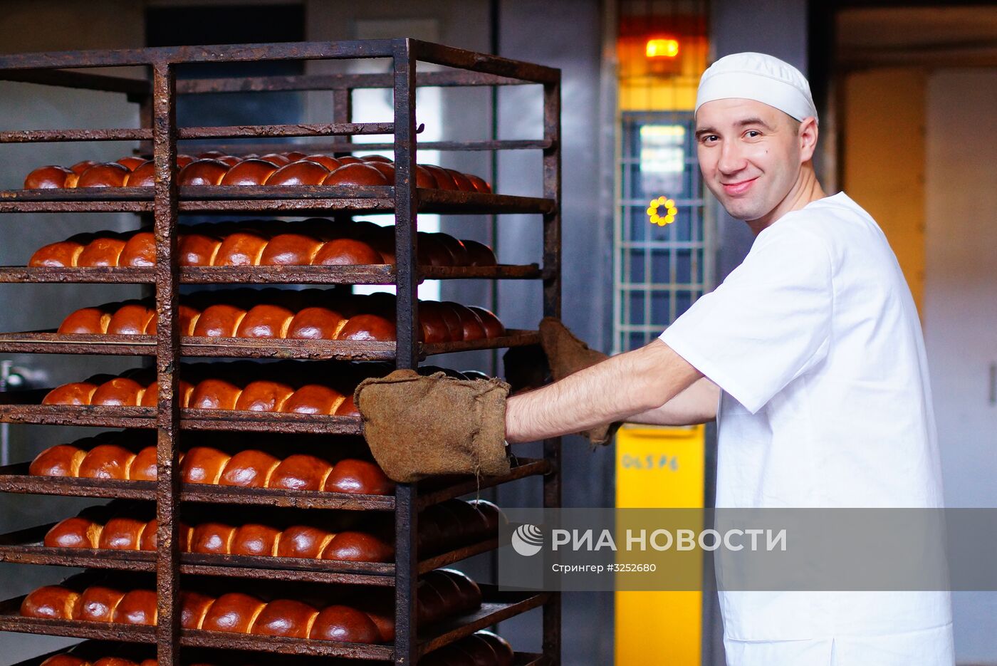 Хлебокомбинат в Луганске