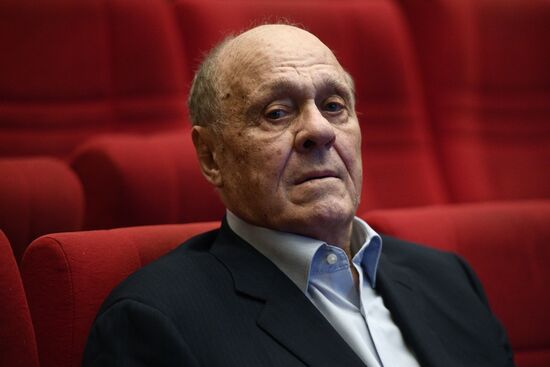 Съезд Союза кинематографистов России