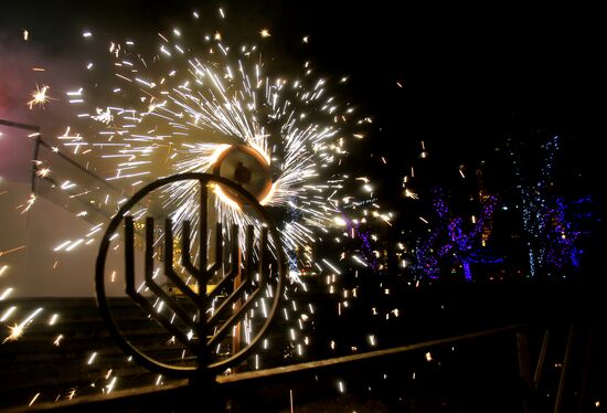 Церемония зажжения ханукальной свечи в Москве