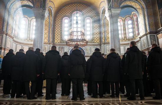 Освящение Андреевских флагов кораблей и судов ЧФ в Севастополе