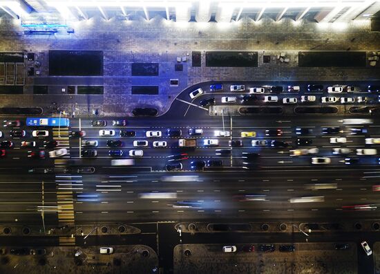 Движение транспорта по Садовому кольцу