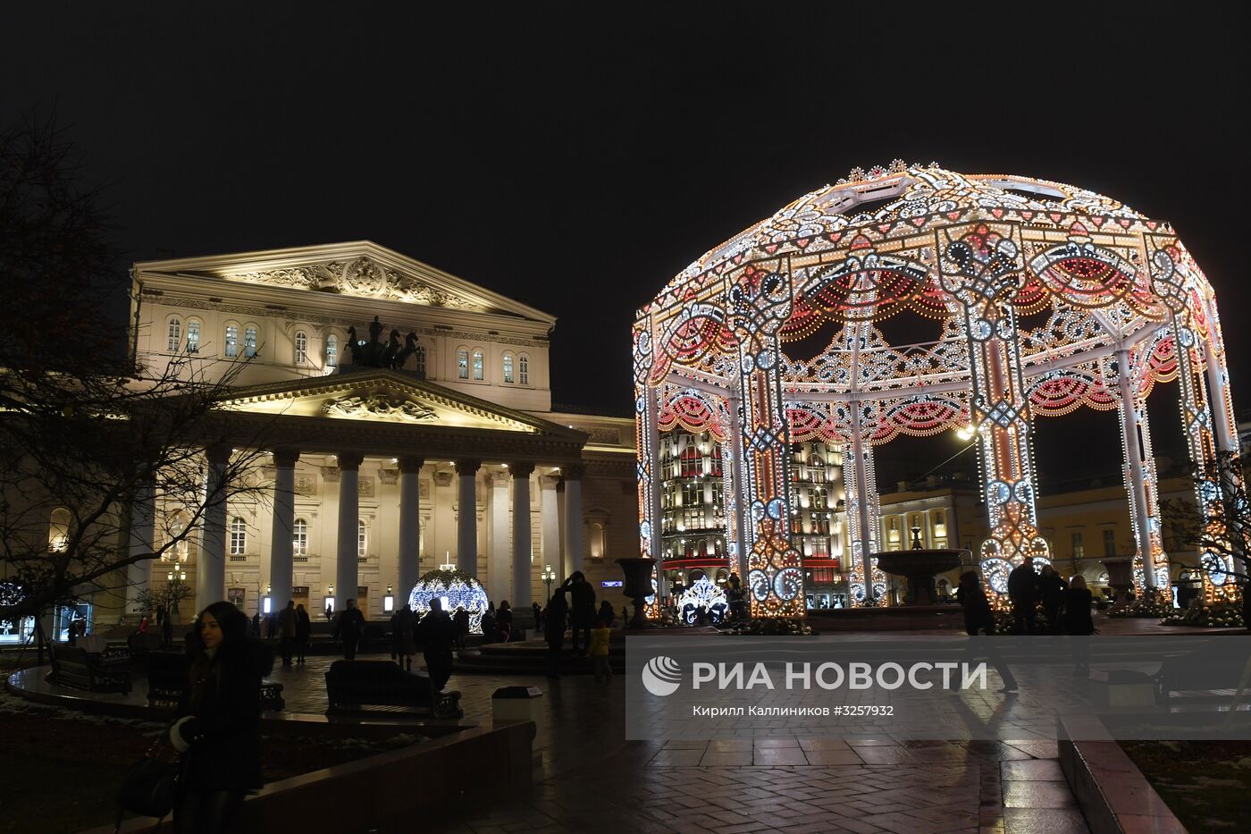 Новогодняя иллюминация в Москве