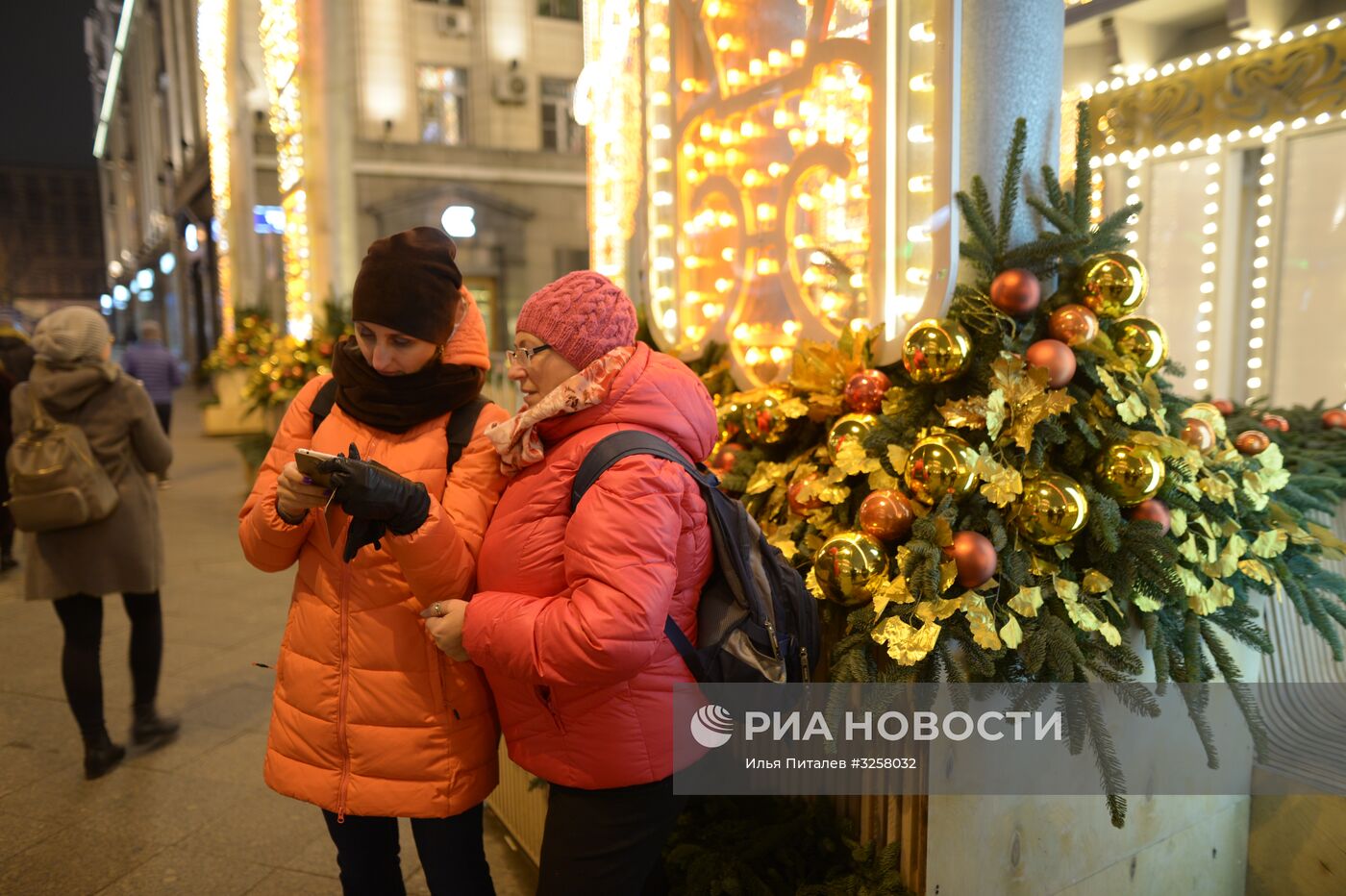 Новогодняя иллюминация в Москве