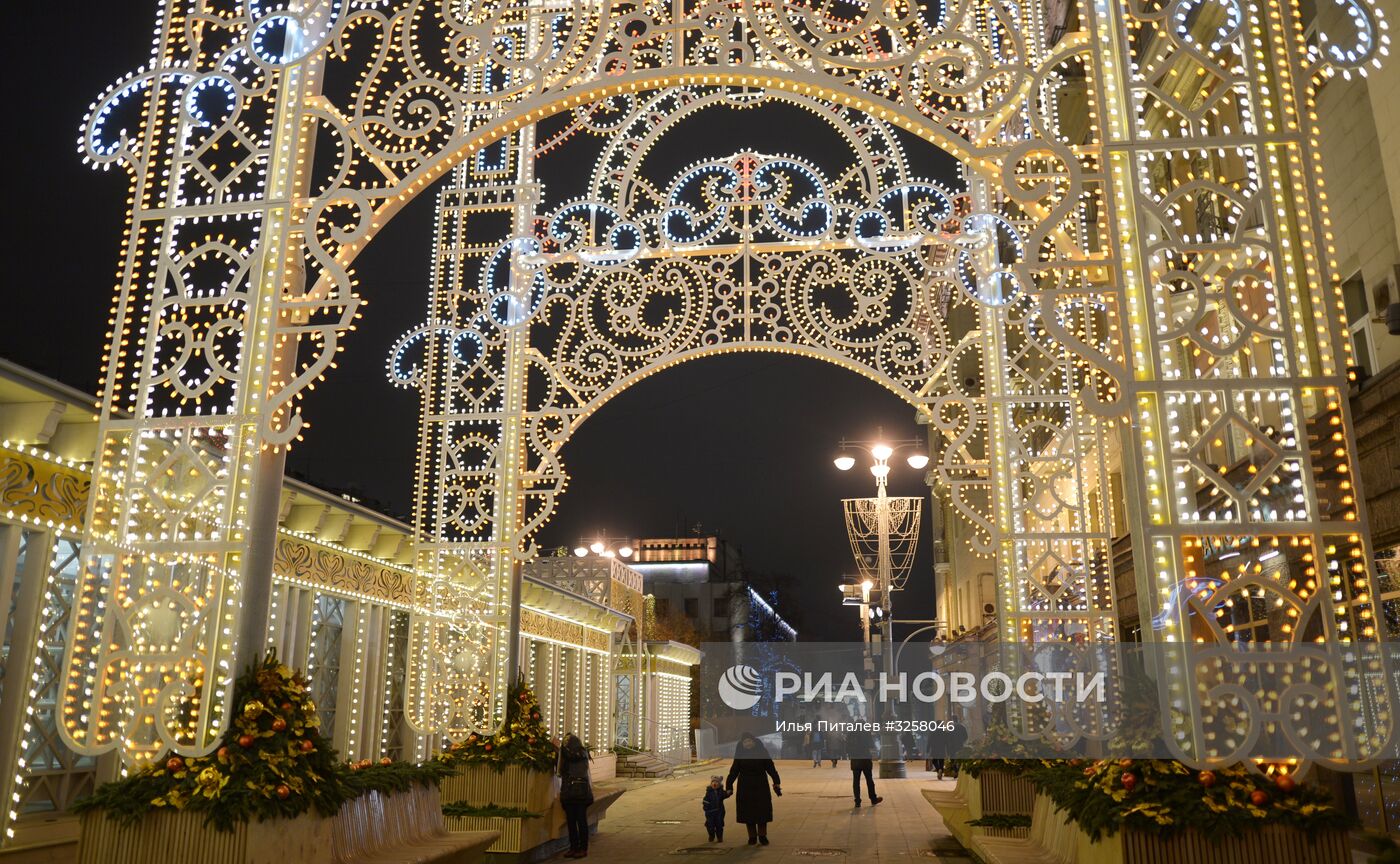 Новогодняя иллюминация в Москве