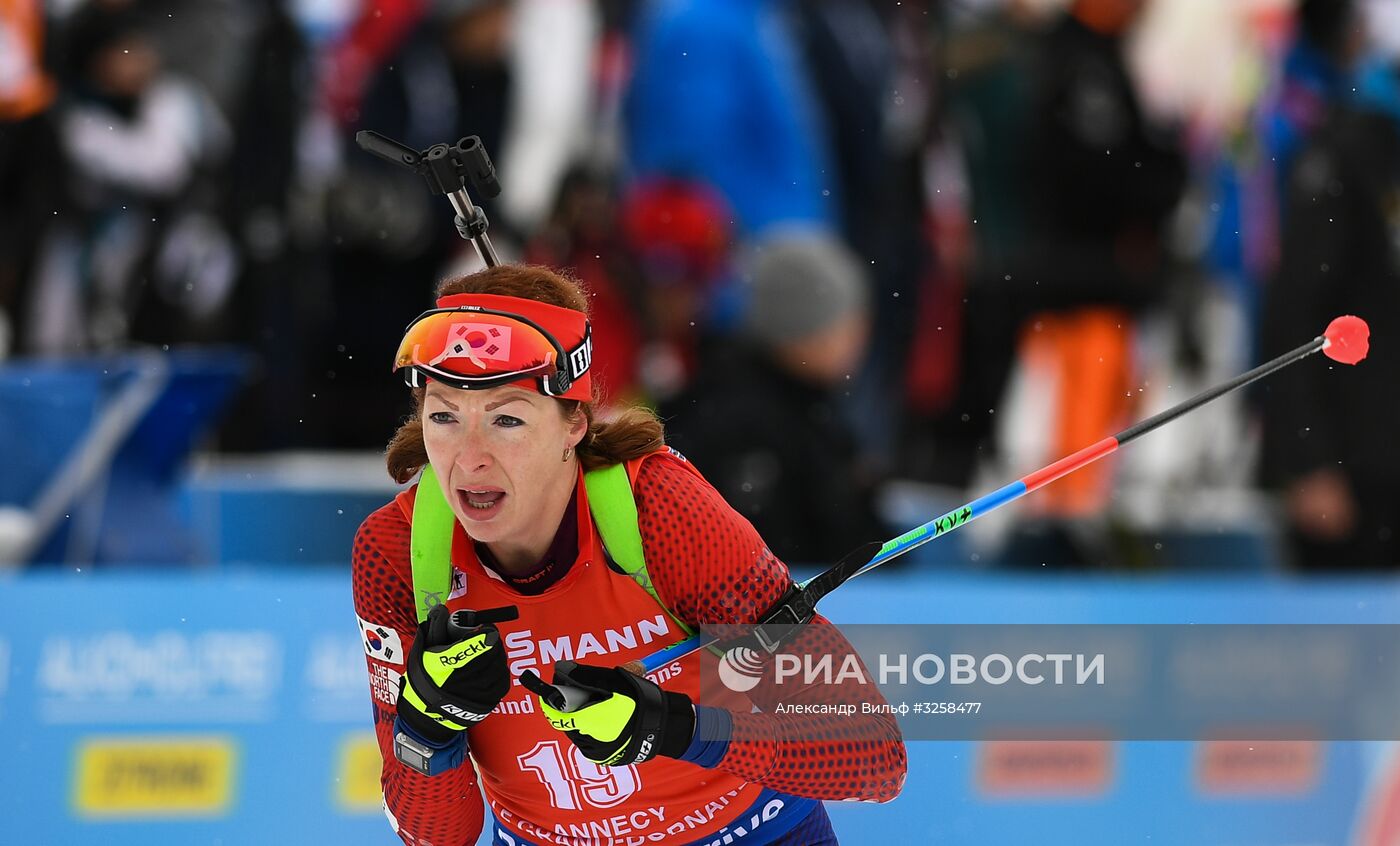 Биатлон. III этап Кубка мира. Женщины. Гонка преследования