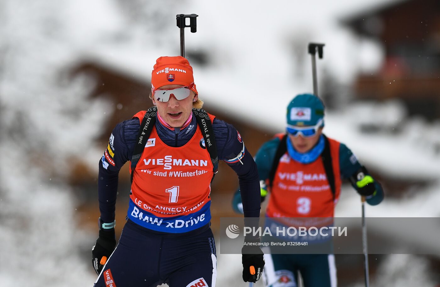 Биатлон. III этап Кубка мира. Женщины. Гонка преследования