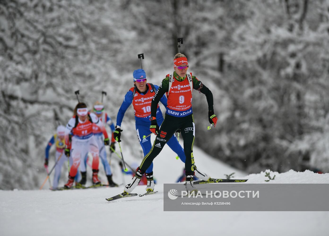 Биатлон. III этап Кубка мира. Женщины. Гонка преследования